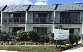 Whitsunday Waterfront Apartments, Airlie Beach